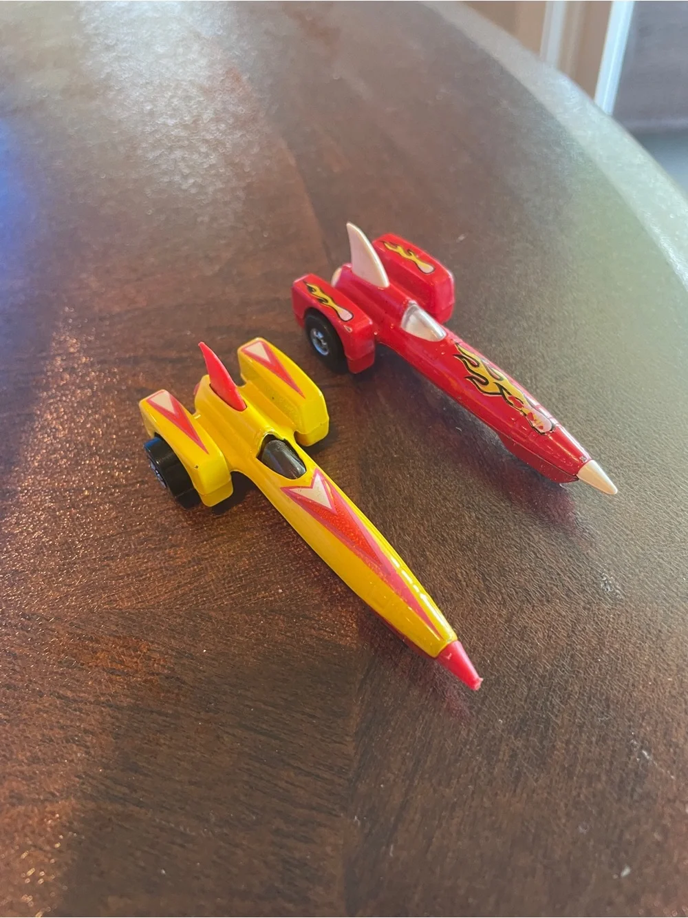 2 Vintage Hot Wheels Land Speed Jet Rocket Cars 1979, RedFlames- X8 yellow/red